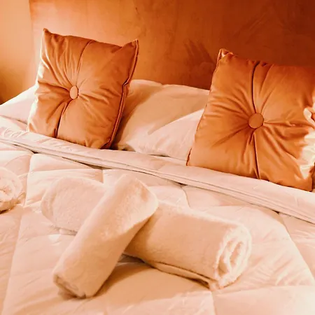 Апартаменты Cozy And Elegant In *
