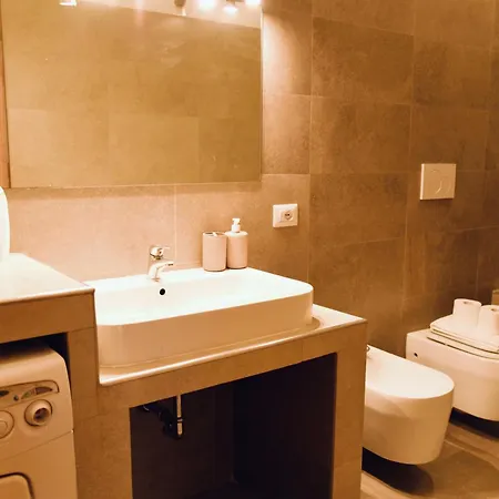 Апартаменты Cozy And Elegant In *